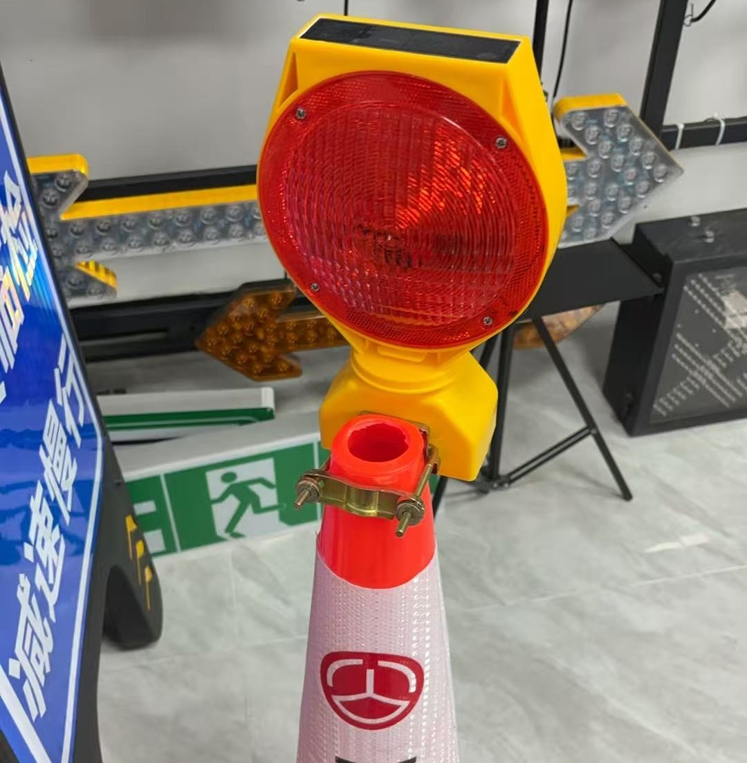 LED Solar Roadside Emergency Caution PC Barricade Beacon Traffic Warning Cone Security Signal Lamp Flashing Blinker Strobe Light
