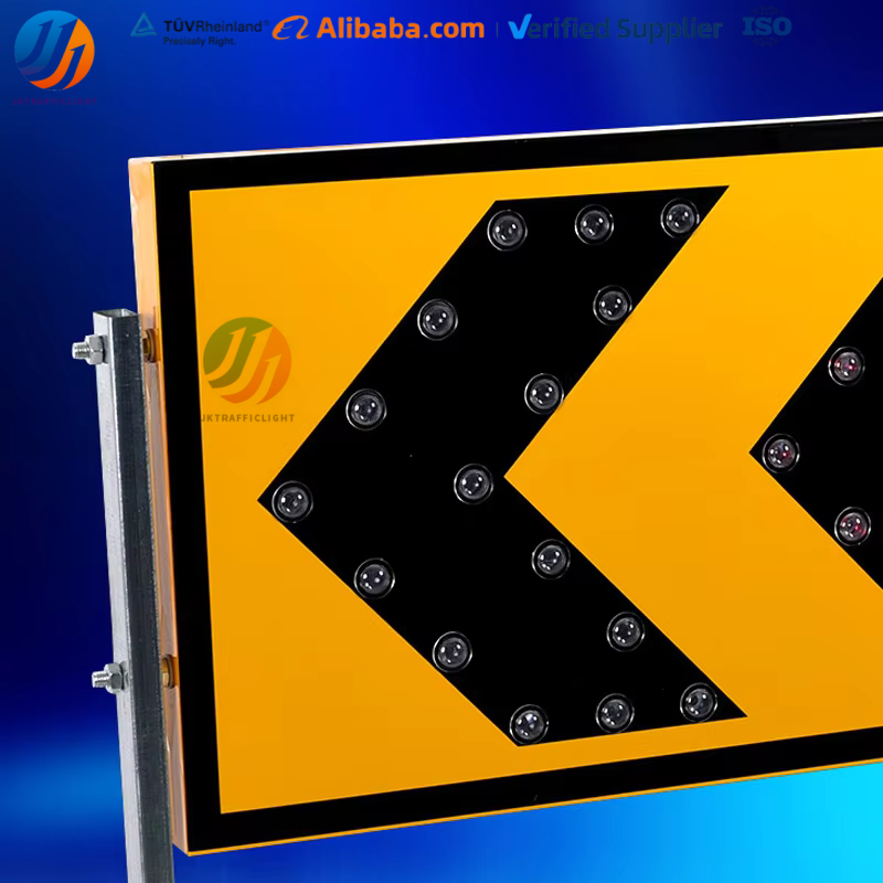 High Brightness Red LED Solar Chevron Guide Sign Road Construction Warning Traffic Sign
