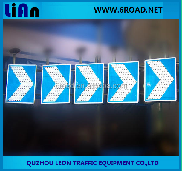 Arrow Solar Traffic Signs, Solar Directional LED Flash Warning Chevron (Solar Traffic Sign)