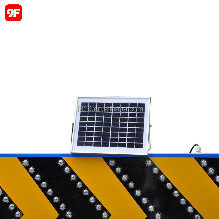 Solar chevron sign chevron warning light flashing light