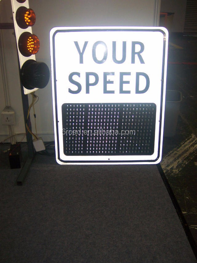 Arrow Solar Traffic Signs, Solar Directional LED Flash Warning Chevron (Solar Traffic Sign)