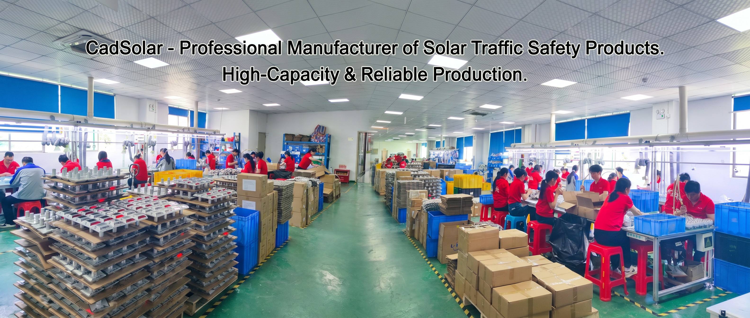 Solar Powered LED Triangle Warning Sign 600mm Pole Mounted Flashing IP65 Traffic Safety Light for Pedestrian Work Zone